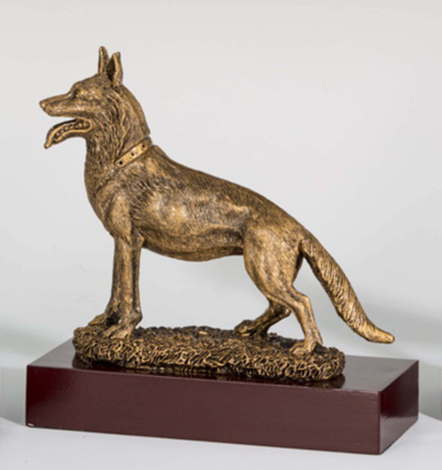 39429 N�METJUH�SZ